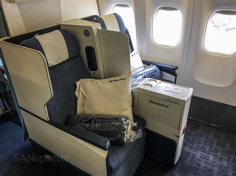 philippine airlines boeing 777-300 business class seats